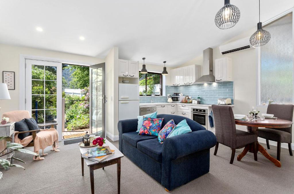 Cradoc Bed & Breakfast | Birch Lane
