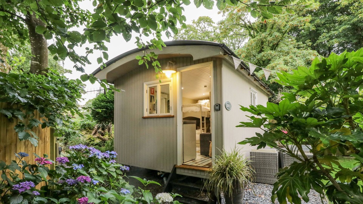 Haverthwaite Cottage | BIRCH, pet friendly, character holiday cottage in Newby Bridge