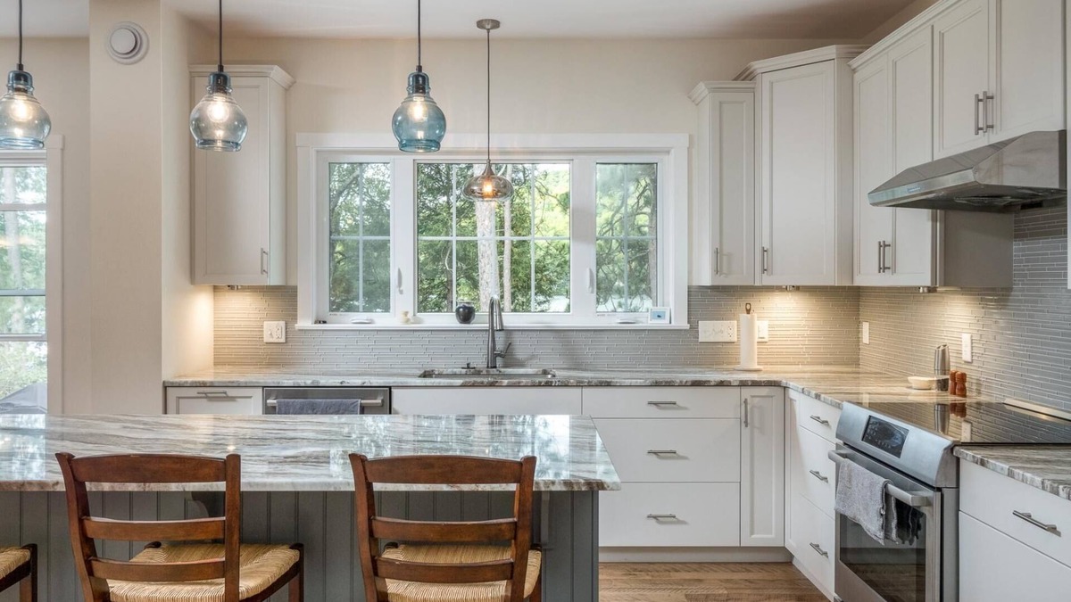 Bryant Pond House | Birch St- Luxury on the Lake