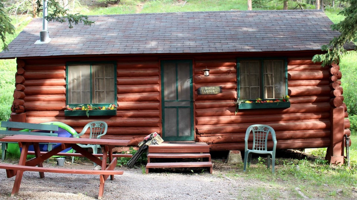 Cheyenne Crossing Cabin | Birchlodge Cabin By Spearfish Creek