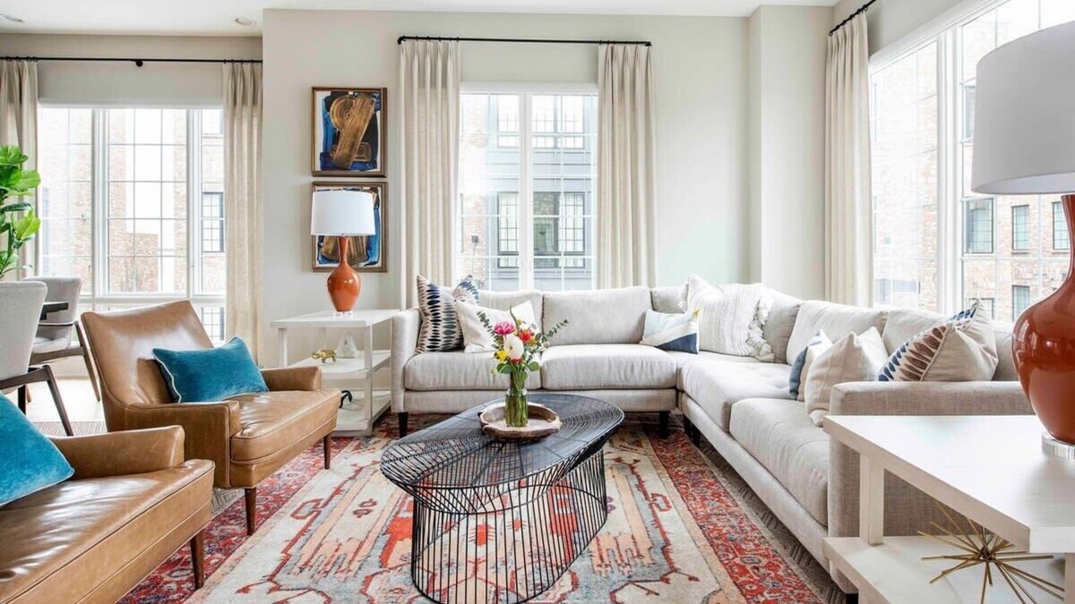 Castleberry Hill House | Bird's Eye View by Minty Living