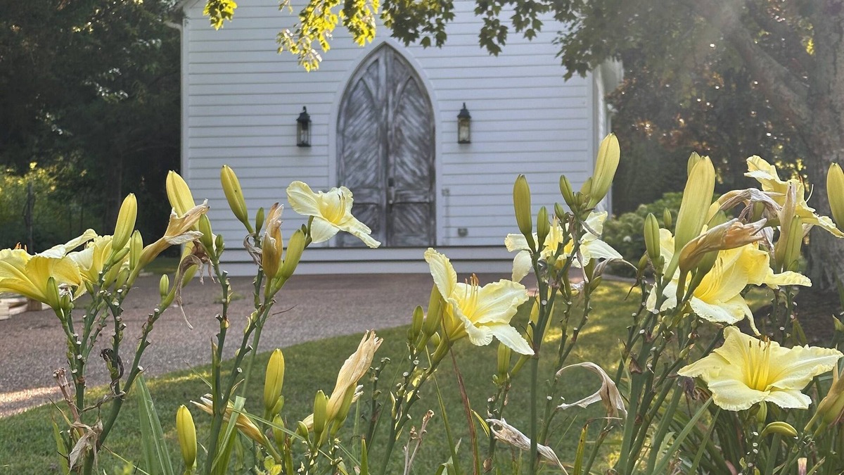 Franklin Cottage | Bird Song Guest House - Luxury Retreat in a pastoral setting - Franklin, TN
