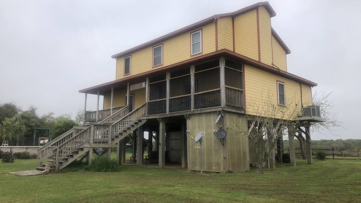 Port Bolivar House | Birders Paradise at the Invincible Inn