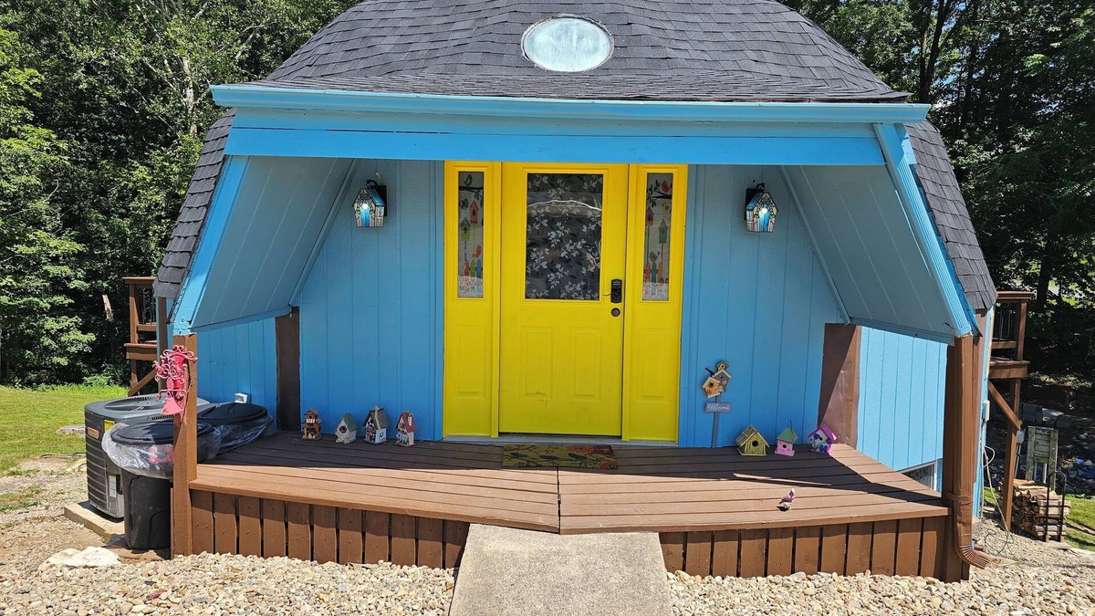 Scotland Cabin | Birdhouse Paradise