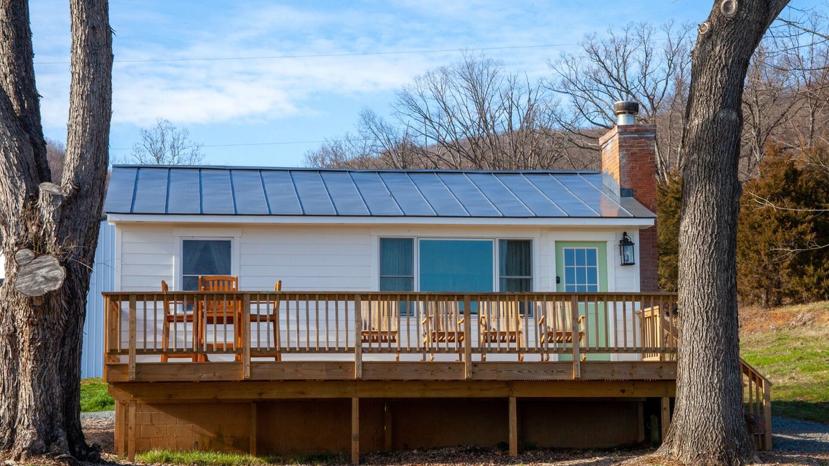 Crozet Cottage | Birds and Bees Cottage