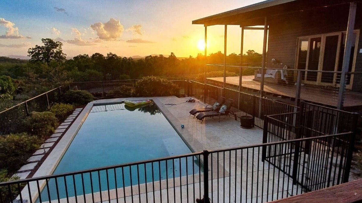 Mareeba Cottage | Birds Heaven Mareeba ‘Eucalyptus Guest House’ by Emerald Falls