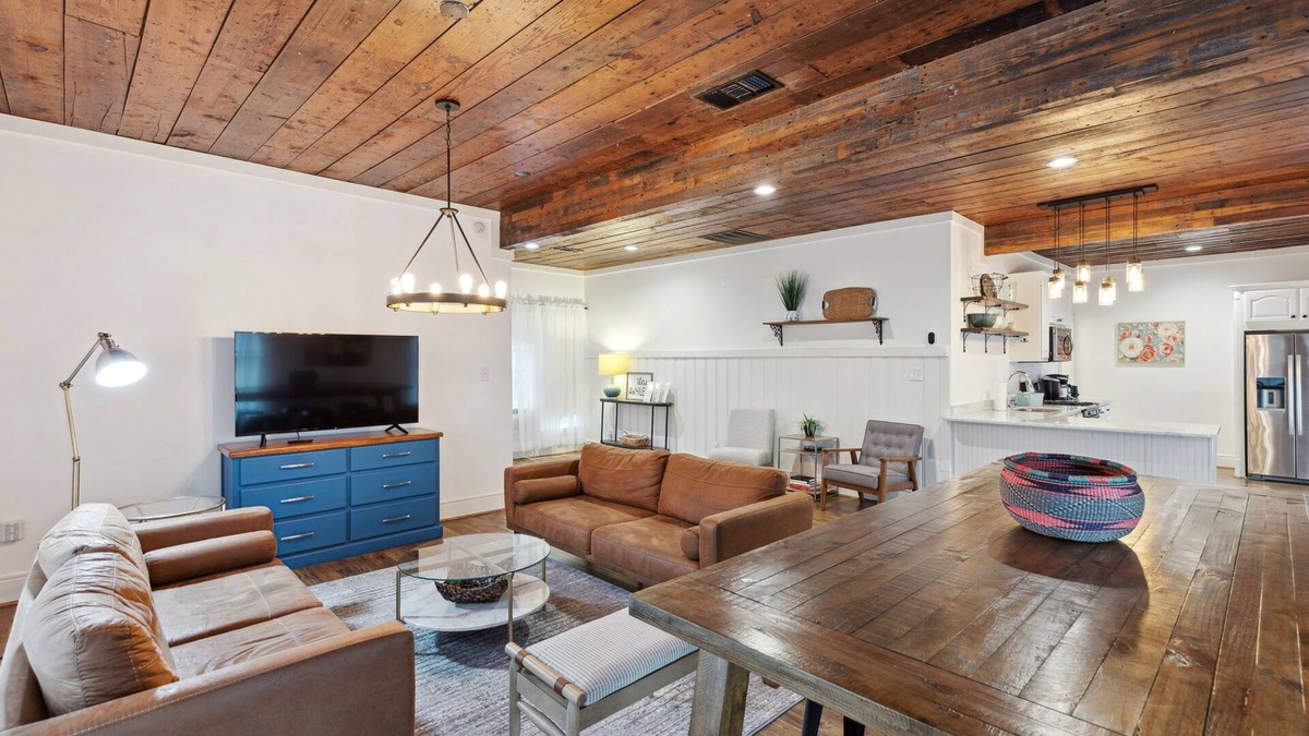 McKinney House | Birdsong Retreat in McKinney