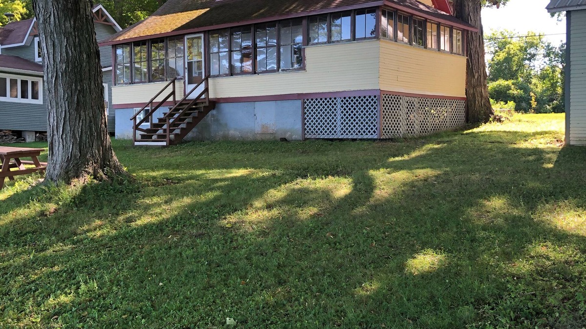 Dundee Cottage | Birdwatcher's Paradise