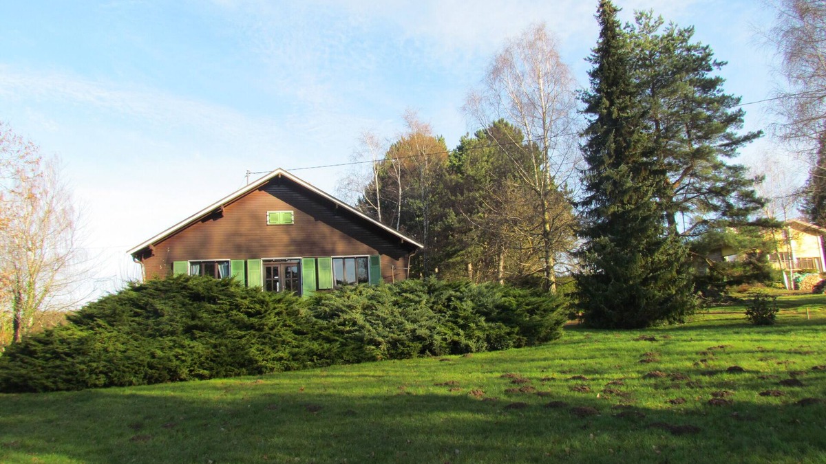 Birkenwald Ski Chalet | Birkenwald pond chalet