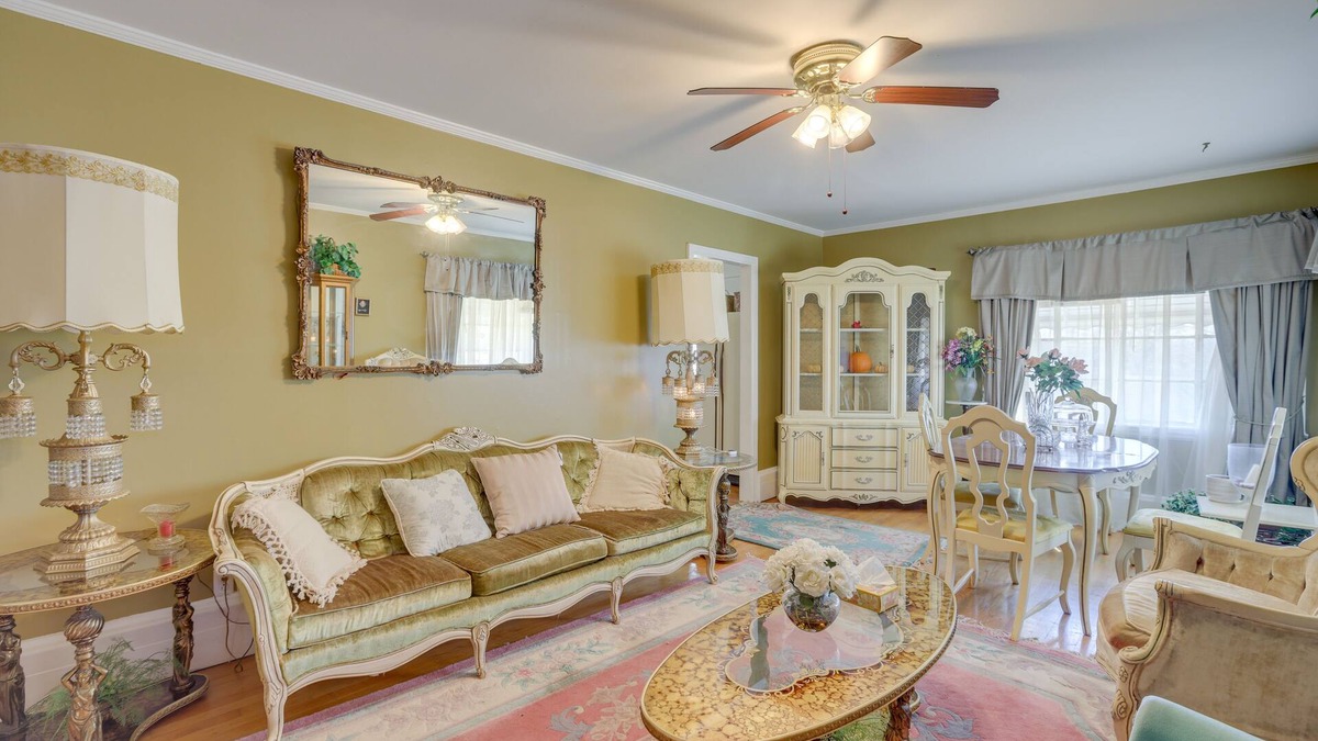 Shannon House | Birmingham Home w/Yard ~ 7 Mi to Downtown!
