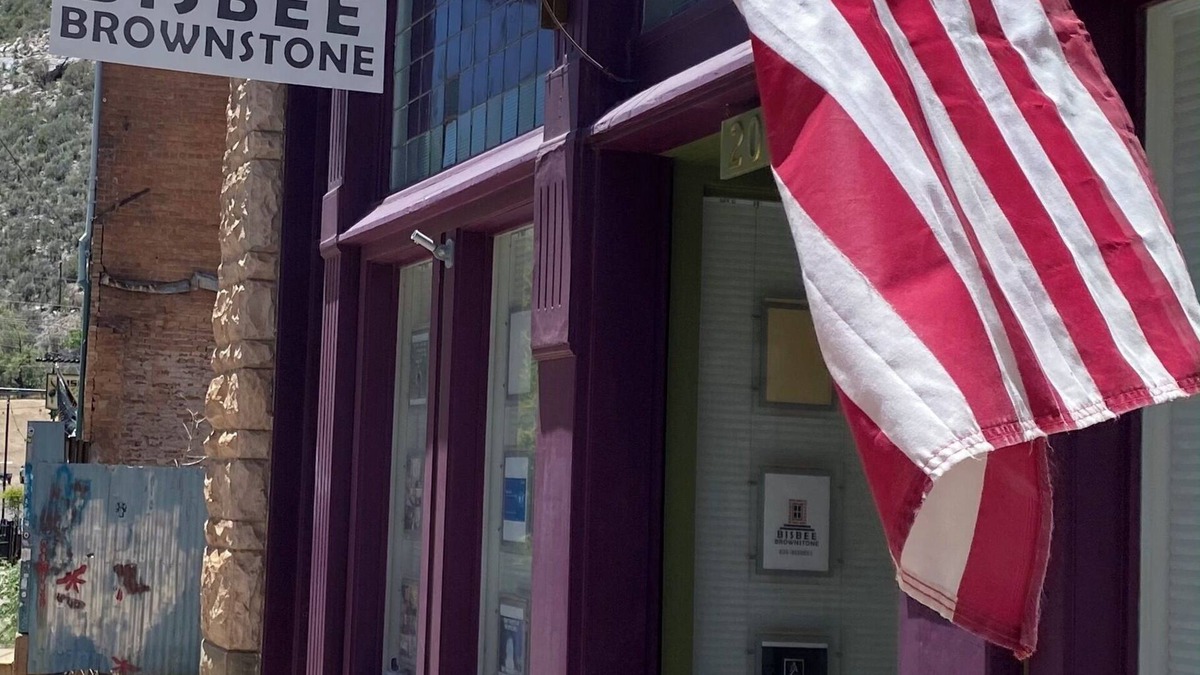Bisbee Apartment | Bisbee Brownstone Suites