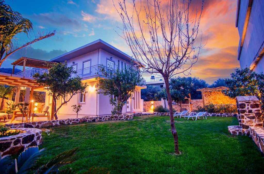 Palaiochora Villa | Bitsakis Family - Paleochora Luxury Villa