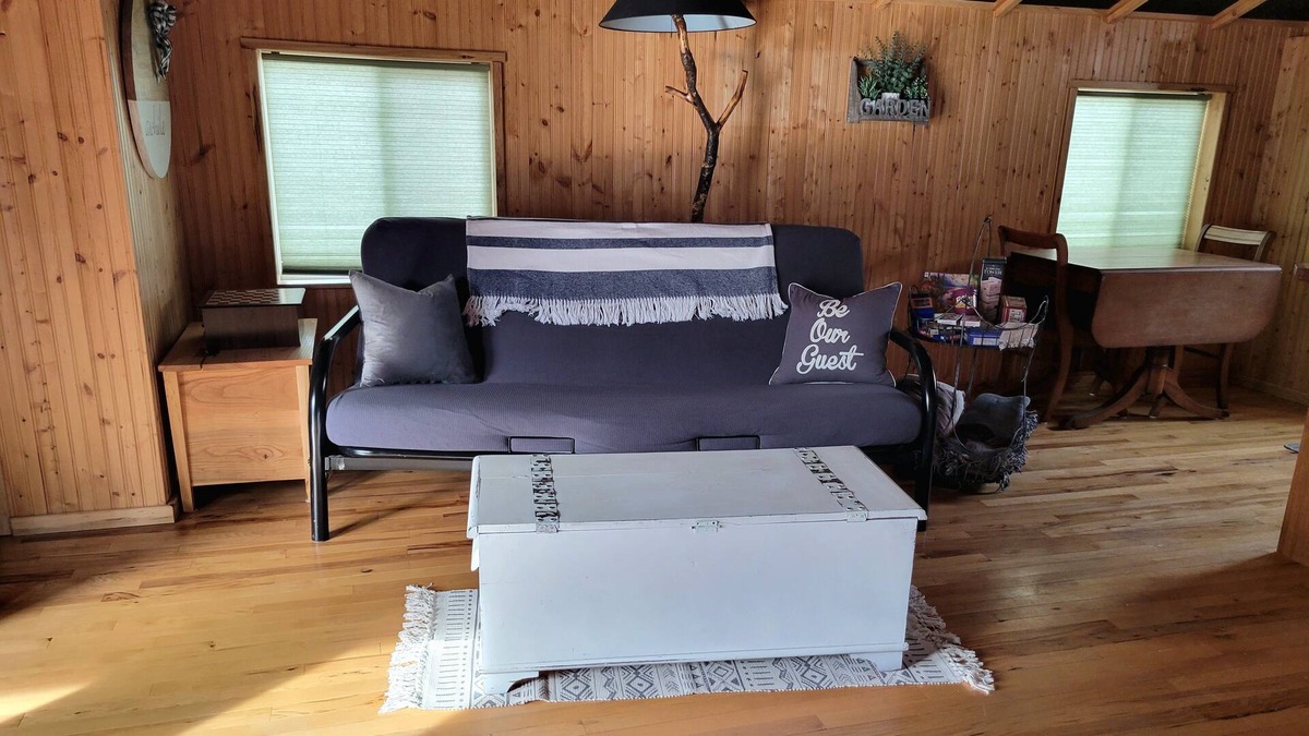 Fillmore County Apartment | BK Farm / A Cozy Guesthouse Steps from Outdoor Activities / Newburg, MN