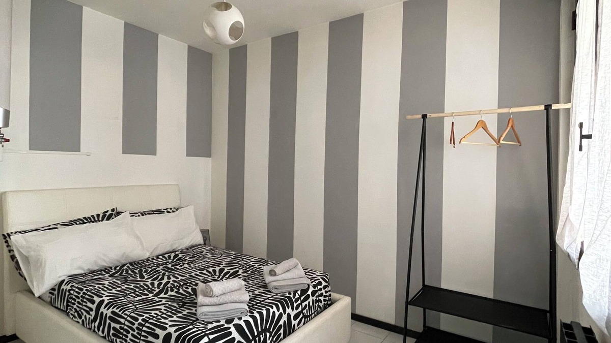 Bergamo Apartment | Black and White City and Airport