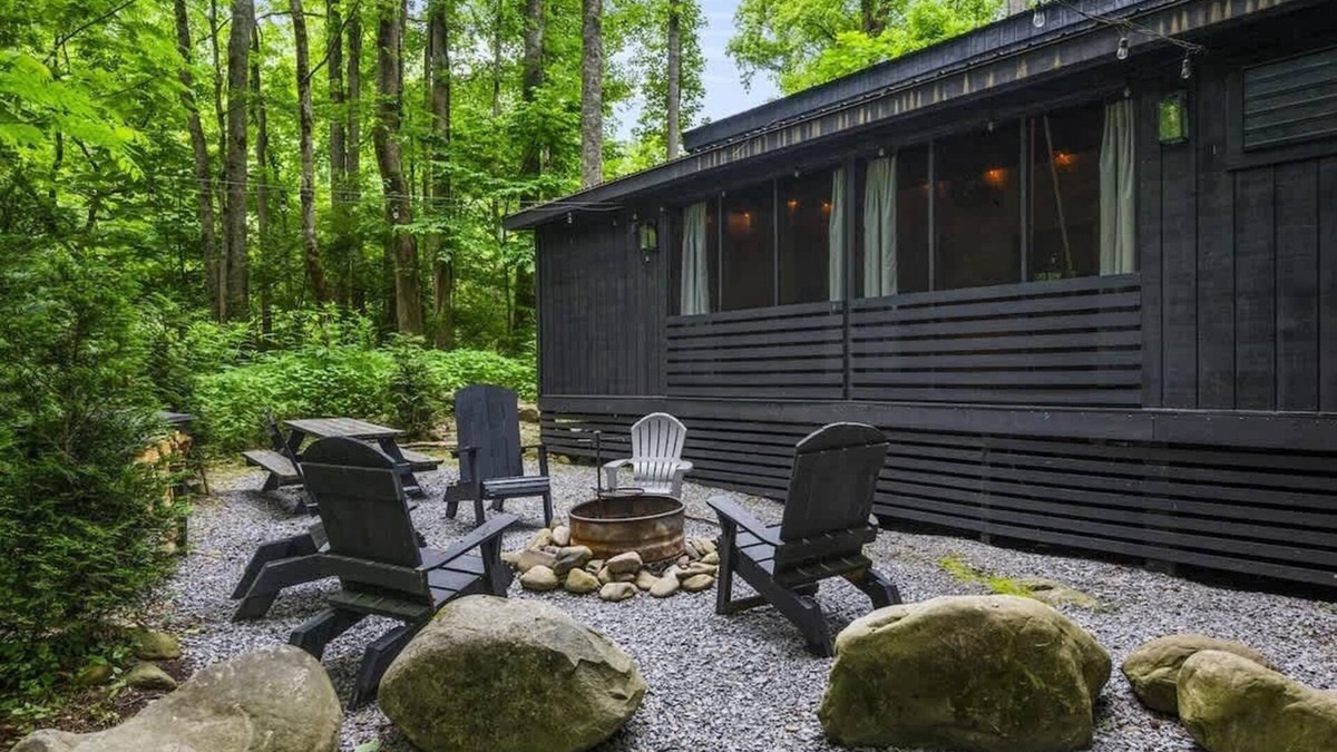 Rocky Grove Cabin | Black Bear Lodge - Fire Pit - Hot Tub