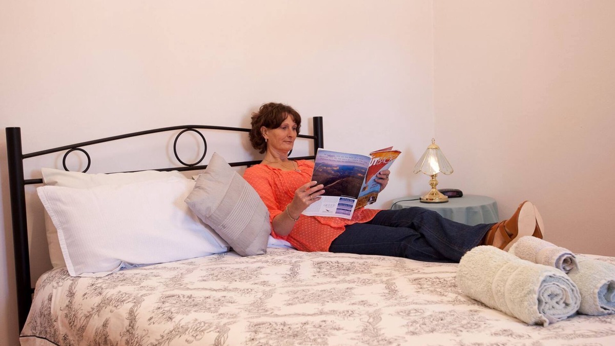Orroroo Bed & Breakfast | Black Jack Get-A-Way - Nana's Home