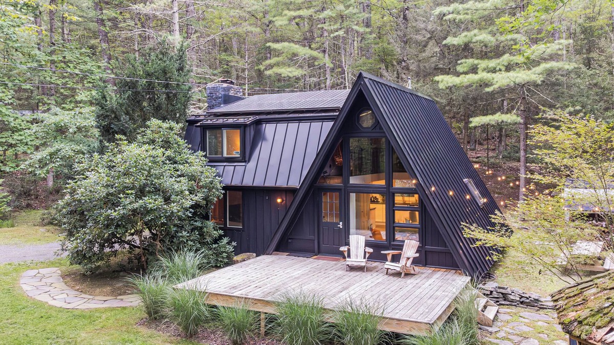 Kerhonkson Cabin | Black Pines A-Frame – A Cozy Catskills Retreat