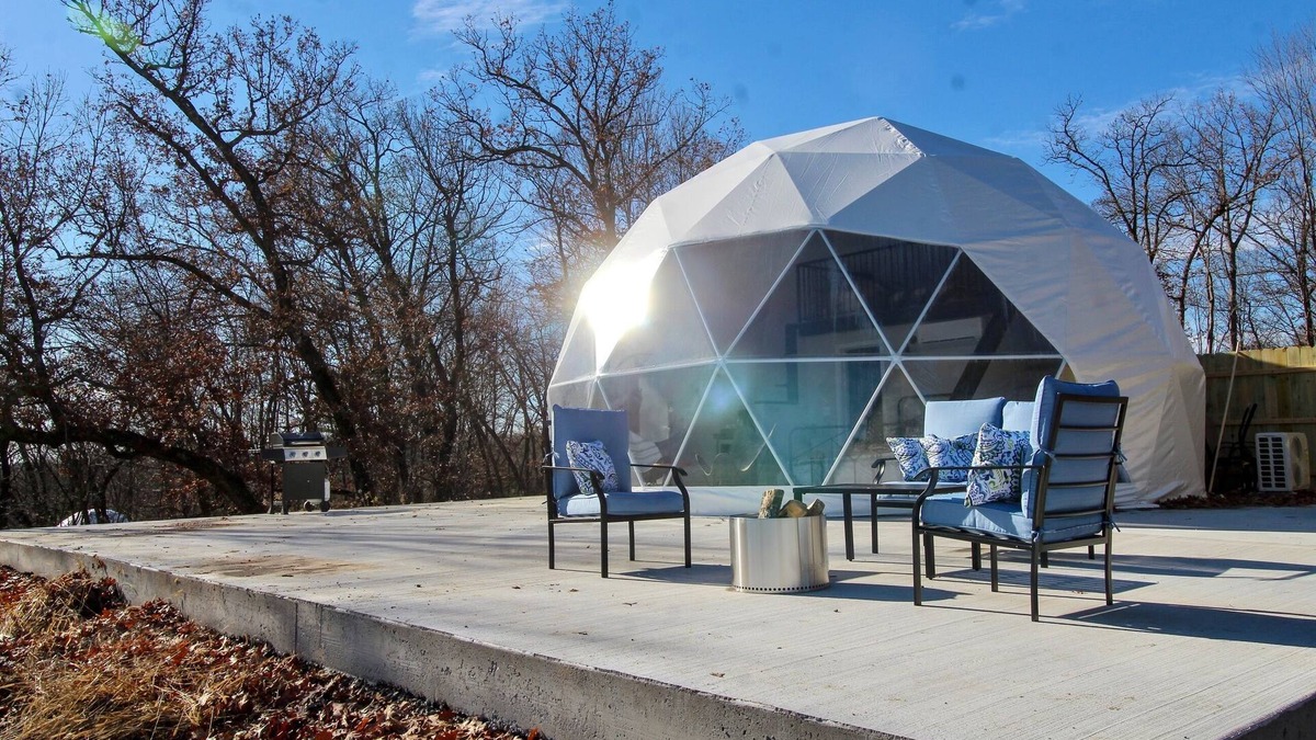 Black River Falls RV Rental | Black River Falls Glamping Dome 1