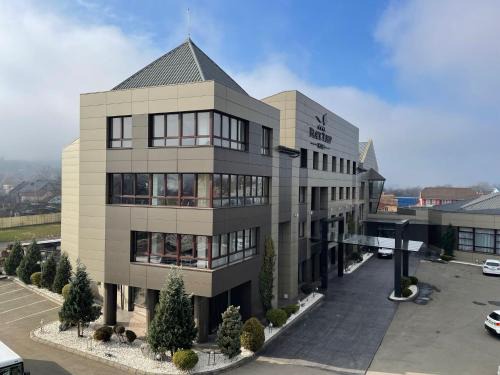 Dej Hotel | Black Tulip Hotel
