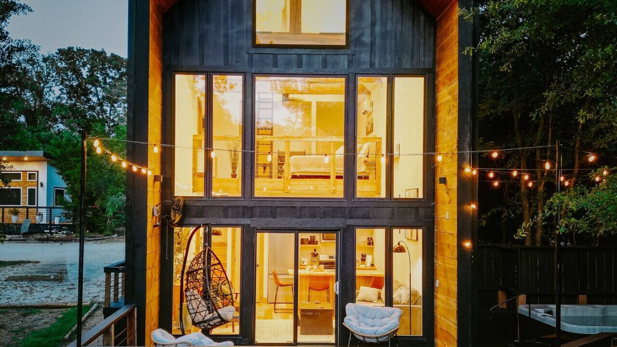 Athens House | Black Walnut on water w/hot tub