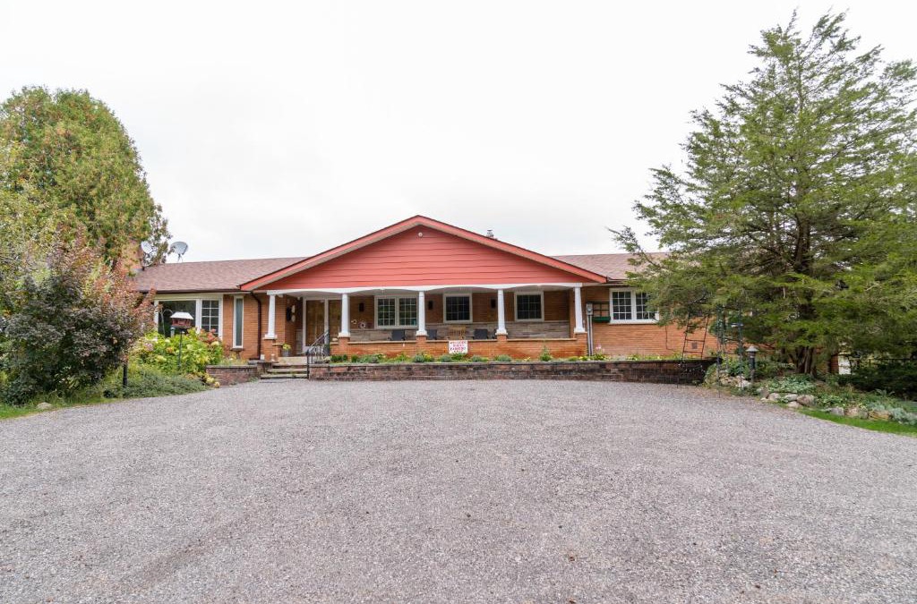 East Gwillimbury Villa | Black Water Golf Villa