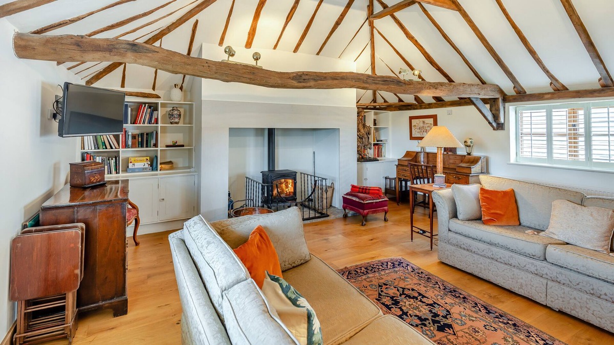 Cowbeech House | Blackford Farm Cottage