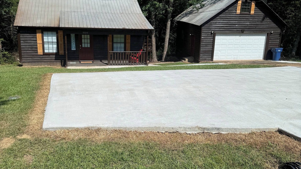 Batesville House | Blackjack Cabin at Sardis Lake