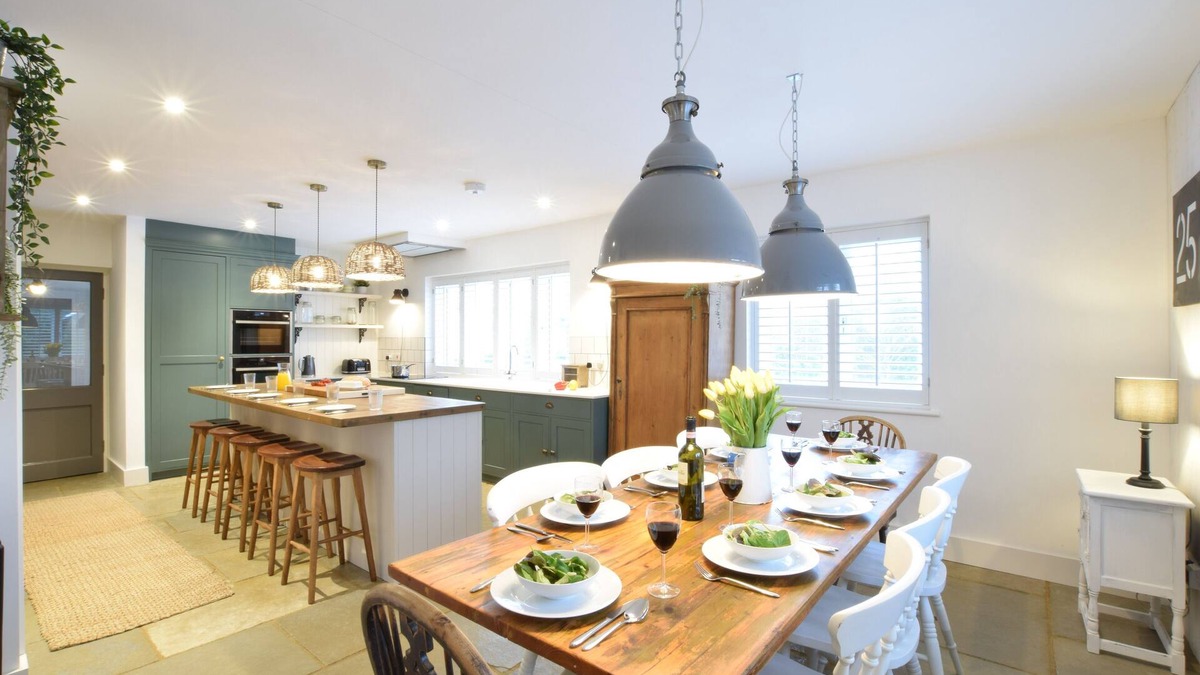 Wenhaston Cottage | BLACKSHORE HOUSE, WENHASTON, pet friendly in Halesworth