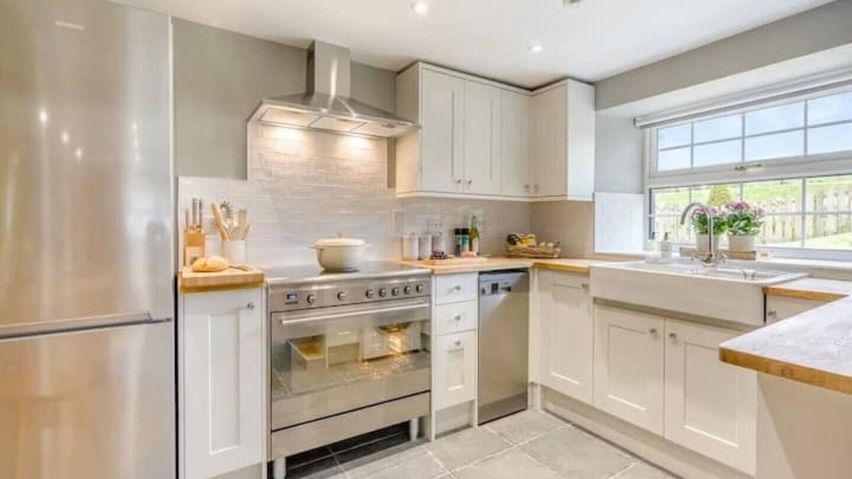 Cronberry Cottage | Blackside Cottage in Stunning Ayrshire Countryside