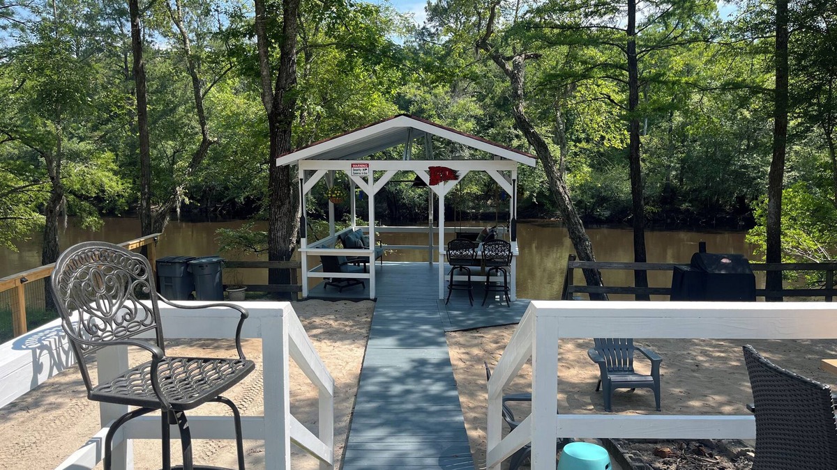 Colleton County House | Blackwater Escape