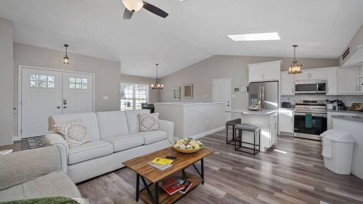 St. Peters House | Blair's House - Game Room - Long Stays Welcome
