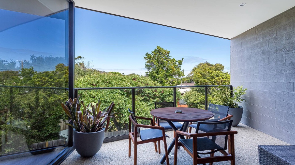 Blairgowrie Apartment | Blairgowrie Apartment 2 - 1 NIGHT FREE!* - Newly renovated apartment in Blairgowrie Fvillage
