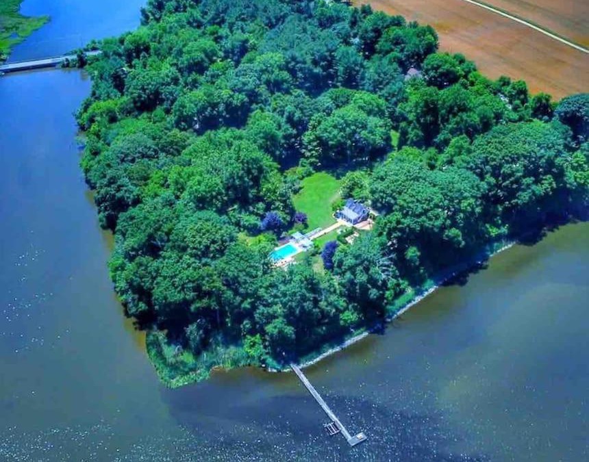 Centreville Villa | Blake House Historic Estate with Private Inn