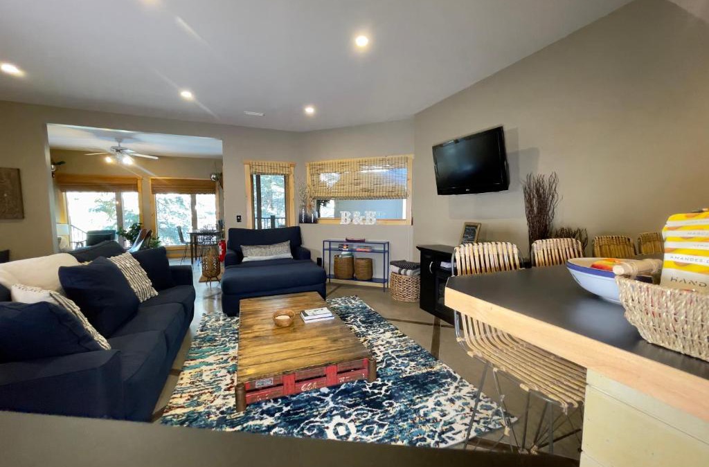Eagle Terrace House | Blanchard Mountain BnB