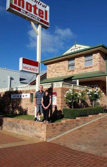 Blayney Hotel | Blayney Central Motel