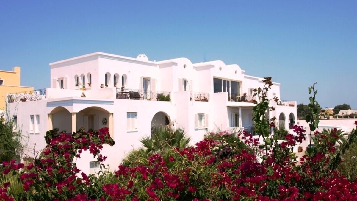Monolithos House | BLISS ESTATE, ocean views,by the black beach, Exclusive.