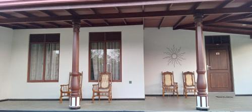 Anuradhapura House | Bliss Lake, Holiday Bungalow, Thissawewa