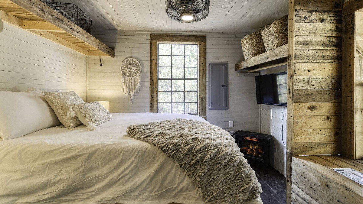 Foxfire Estates Cabin | Bliss - Mountaintop Cabin w/Steam Sauna, Minutes from Blue Ridge