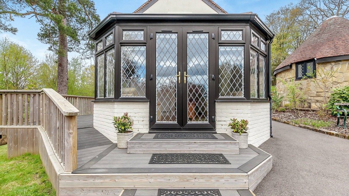 Heathfield Cottage | Blissful and idyllic rural retreat nestled in an Area of Outstanding Natural Beauty.