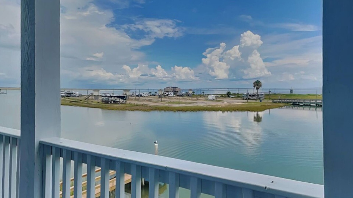 San Luis House | Blissful Blue Oasis | Bayfront, Water Views