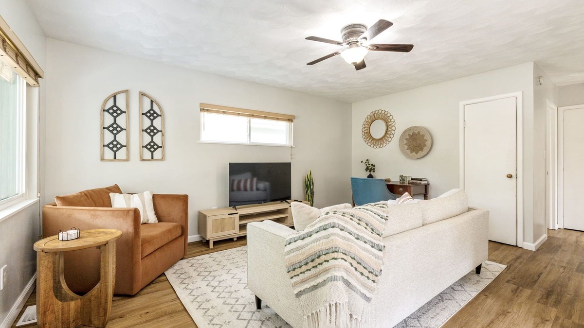 Sharon Heights House | Blissful Bungalow