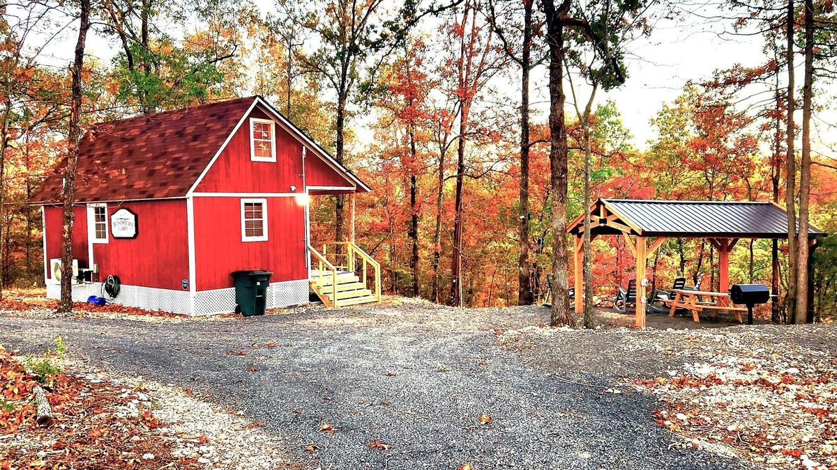 Marshall Cabin | Blissful Family retreat w/patio, firepit & hot tub