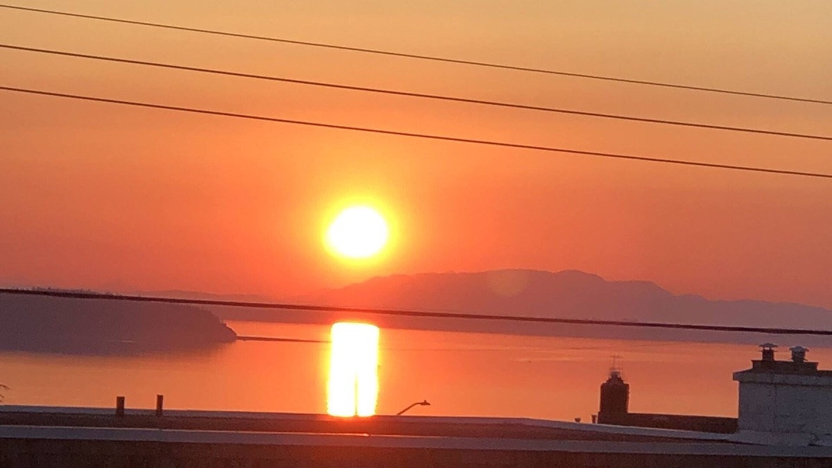 Powell River Bed & Breakfast | Blissful Sunsets and Outdoor Oasis!