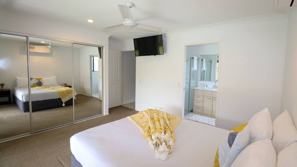 Bellmere House | BLK Stays Guest House Deluxe Back Unit Bellmere
