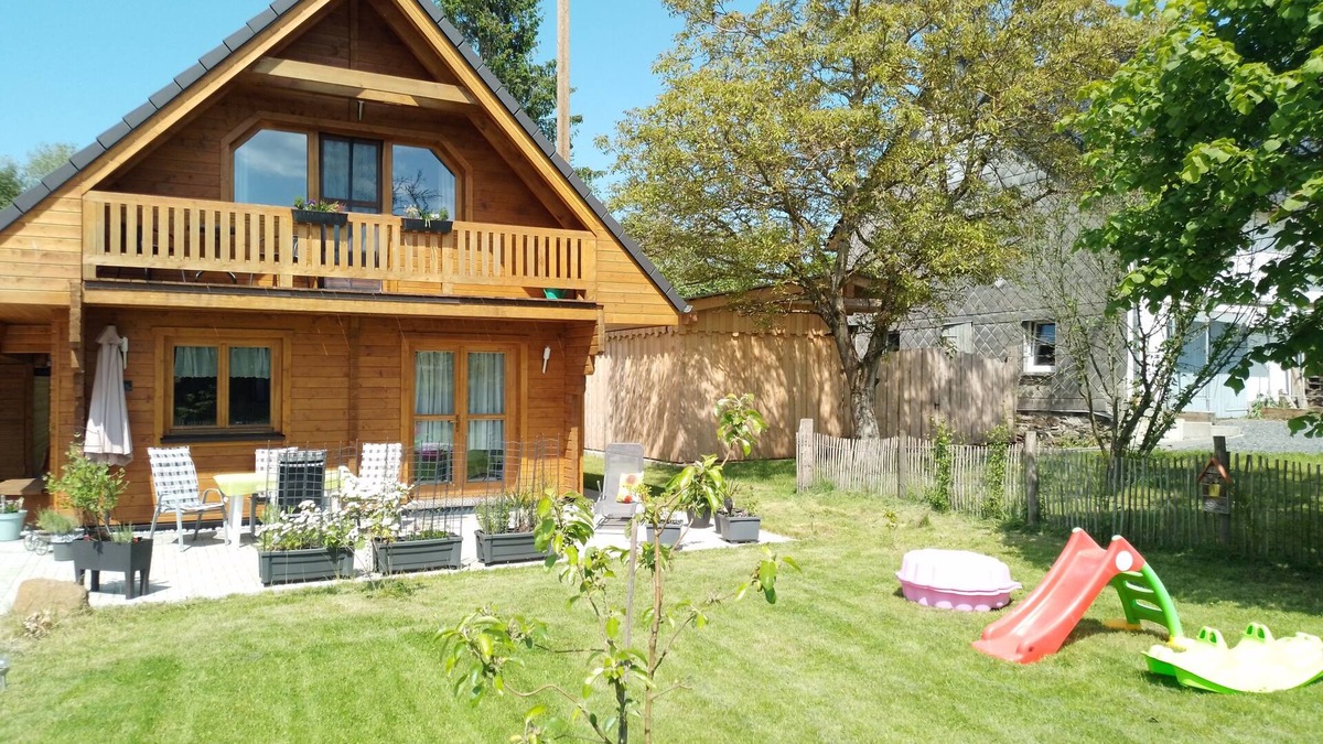 Steinen House | Blockbohlenhaus "steiner Lodge"