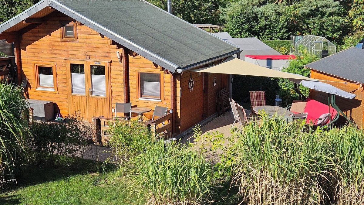 Plau am See House | Blockhütte am Plauer See. Das Bade und Angelparadies