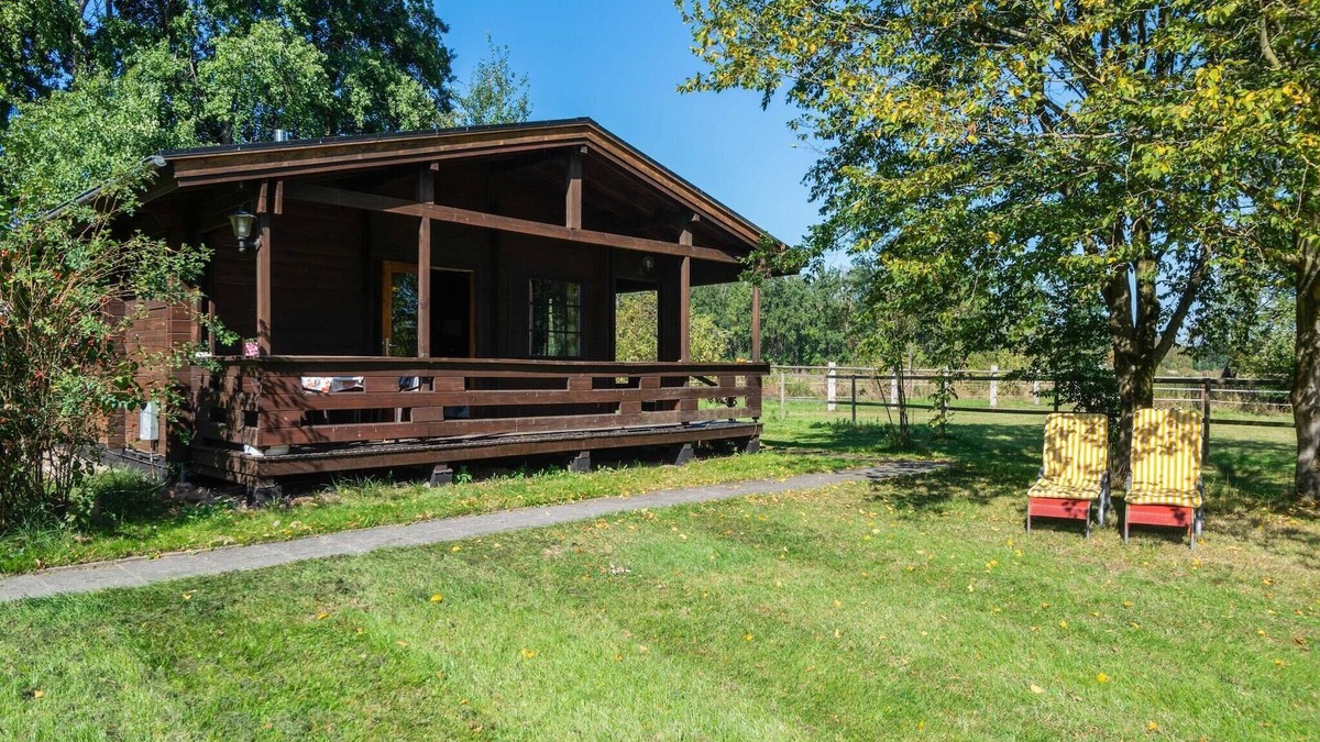 Eschede House | Blockhaus mit Blick auf die Weide, Eschede