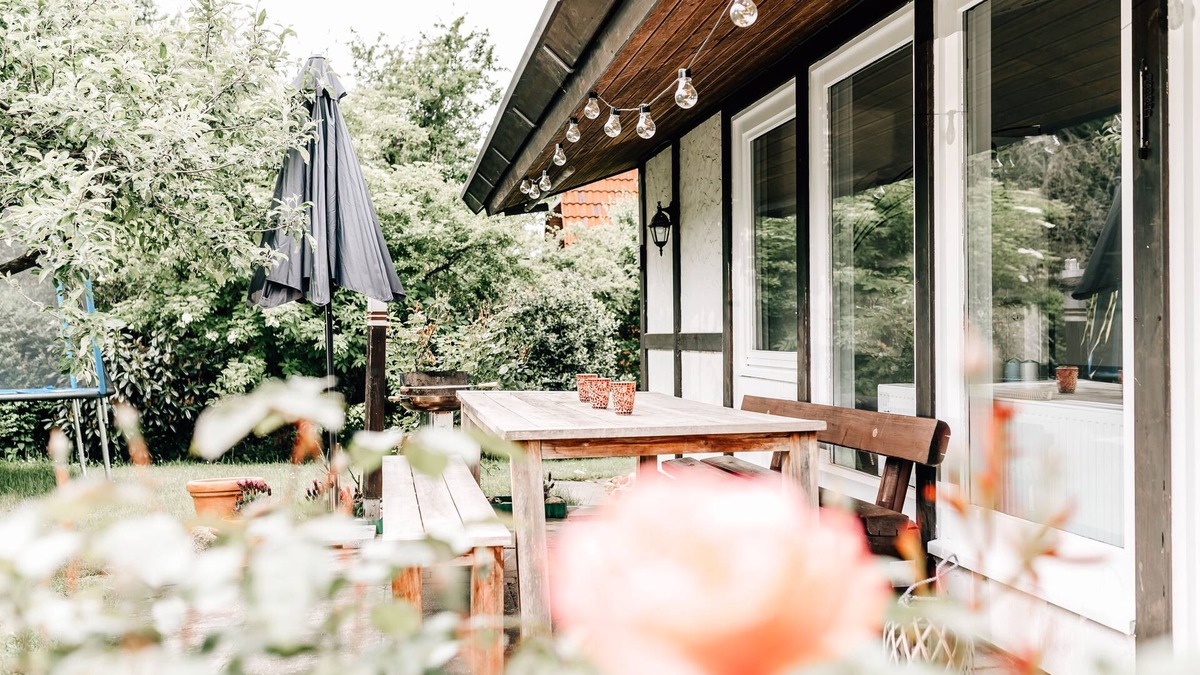 Bachenbrock House | Blomsterhus, a pearl in the middle of the Altes Land on the Elbe