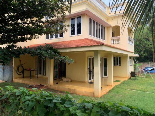 Mandavi House | Blondie`s farm