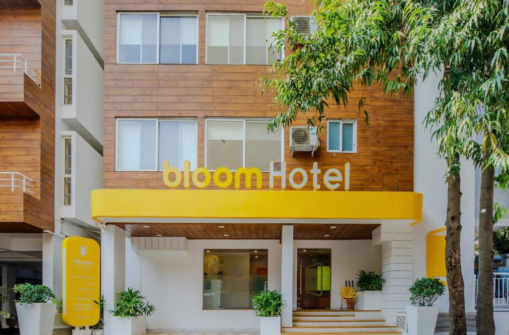 Domlur Hotel | Bloom Hotel - HAL Old Airport Rd